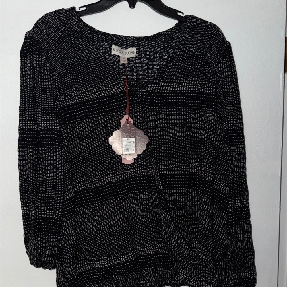 Knox Rose Black and White Blouse